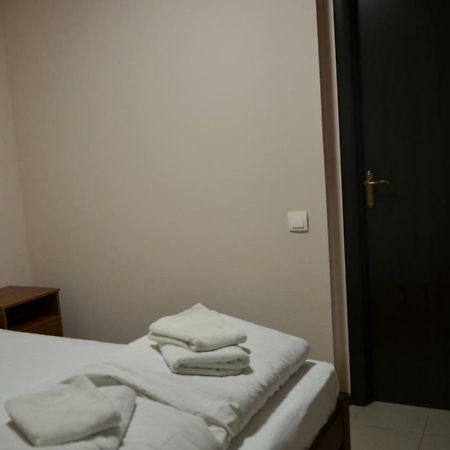 基輔 华士科拉迪旅舍旅舍 外观 照片